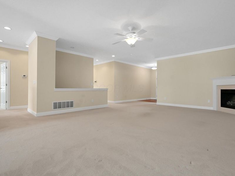 6204 Marias Point Lane , Columbus, OH 43213 Photo 7