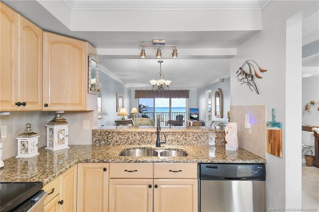 7440 S Ocean Drive, Unit 325, Jensen Beach, FL 34957 Photo