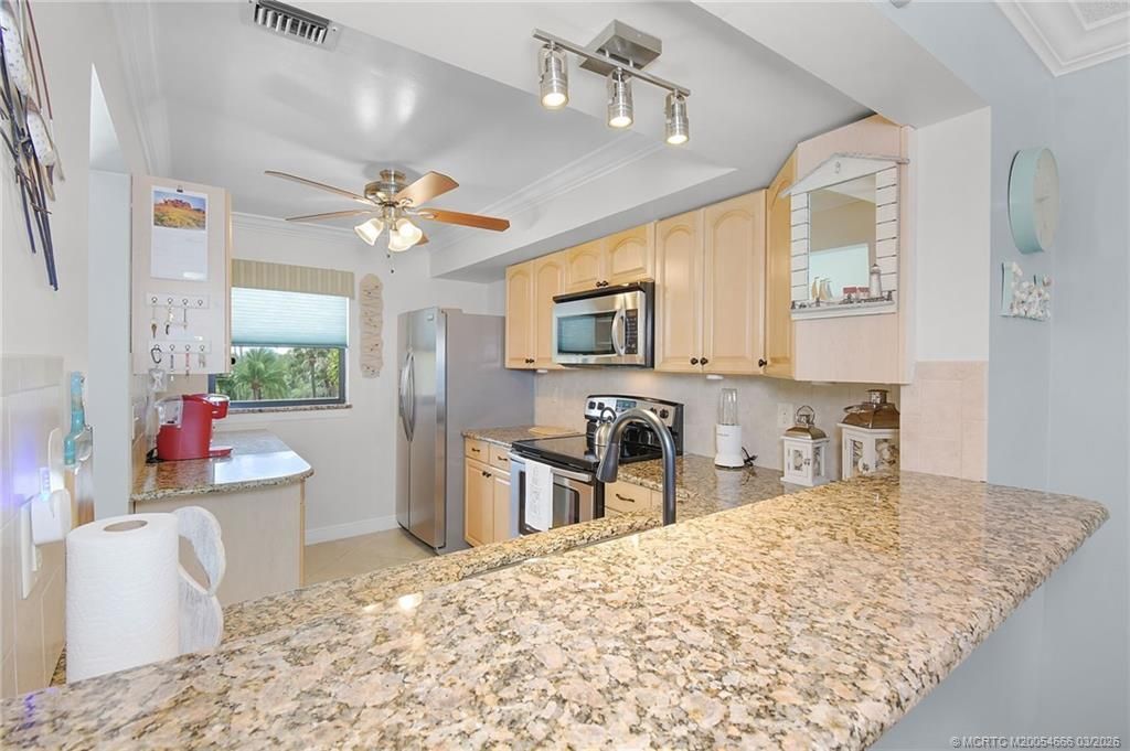 7440 S Ocean Drive, Unit 325, Jensen Beach, FL 34957 Photo