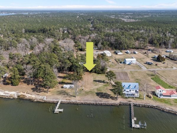 134 Great Neck Road , Havelock, NC 28532