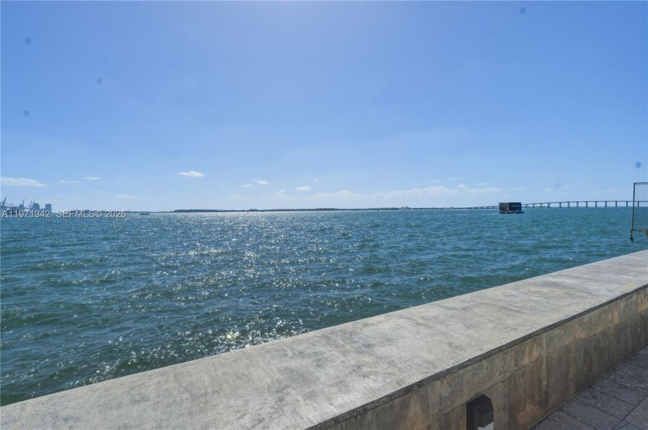 1155 Brickell Bay Dr, Unit 1107, Miami, FL 33131 Photo