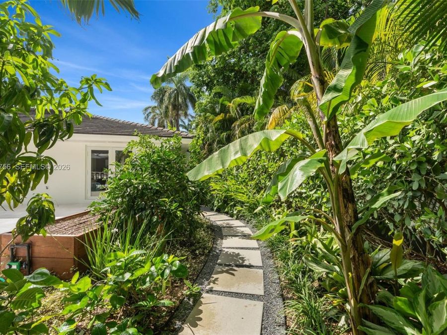 Property Image 52