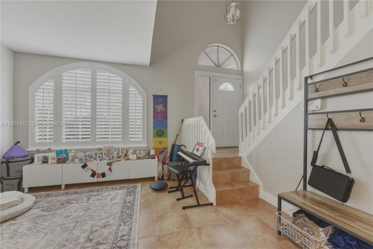 324 NW 153rd Ln , Pembroke Pines, FL 33028 Photo