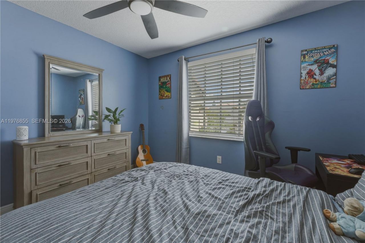 324 NW 153rd Ln , Pembroke Pines, FL 33028 Photo