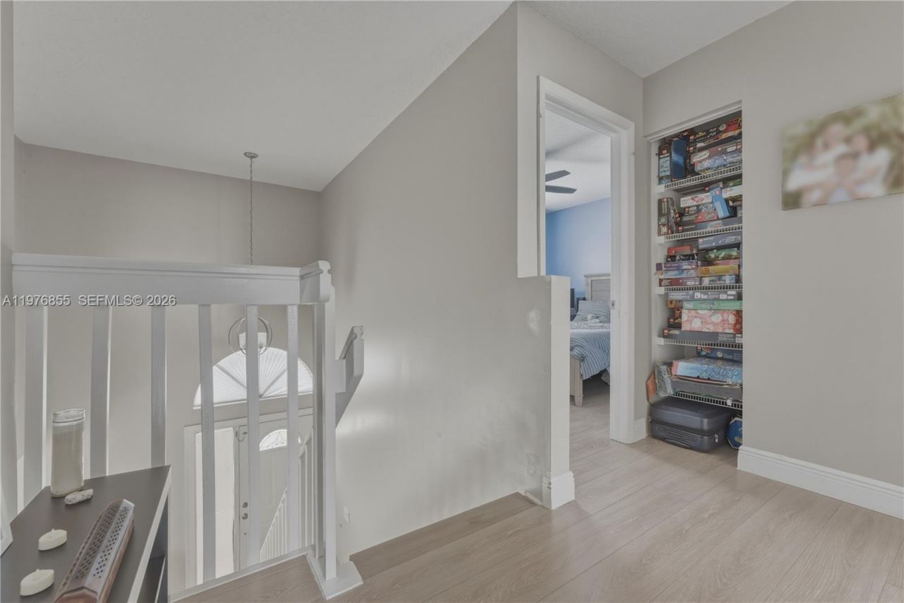 324 NW 153rd Ln , Pembroke Pines, FL 33028 Photo