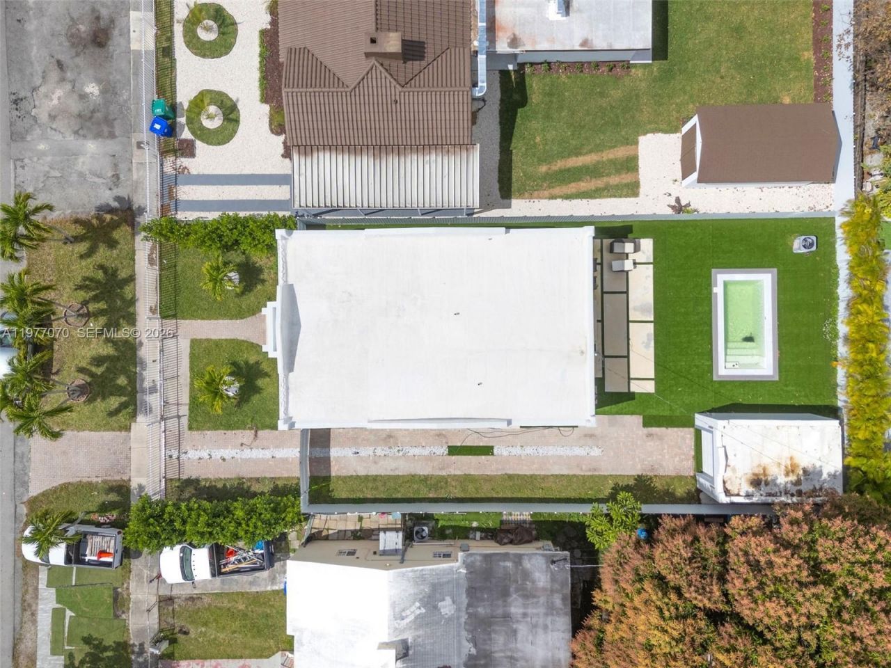 2357 SW 11th Ter, Miami, FL 33135 Photo