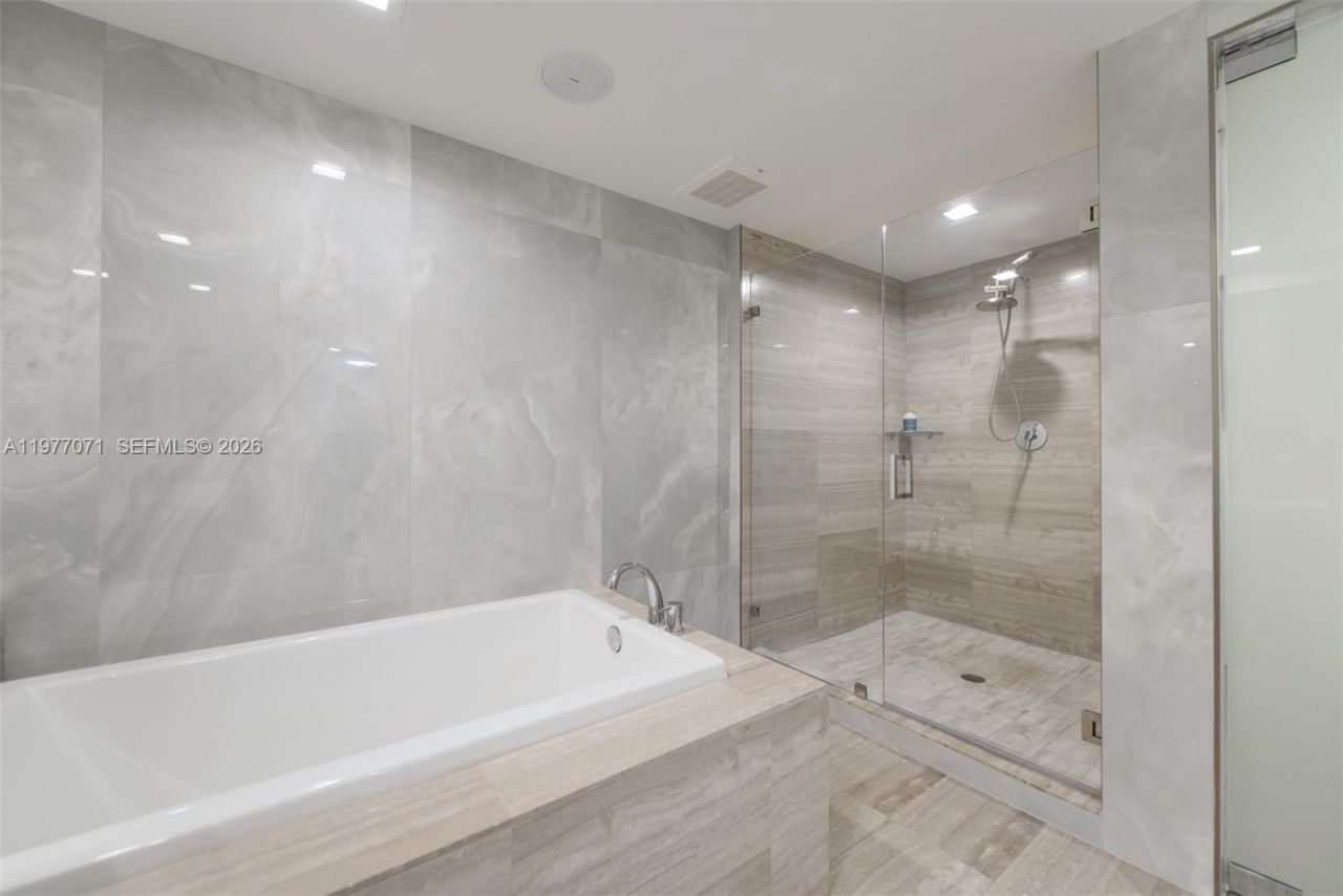 3951 S Ocean Dr, Unit 402, Hollywood, FL 33019 Photo