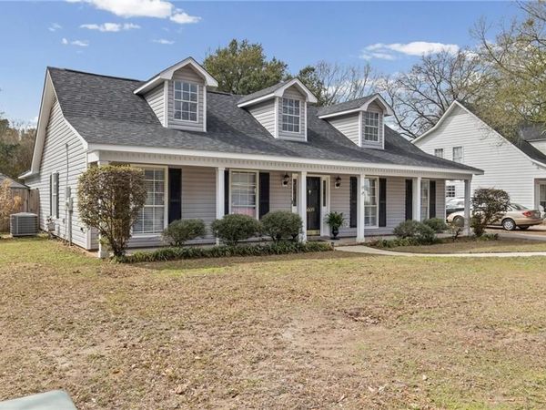 6609 Blakeley Court, Mobile, AL 36695