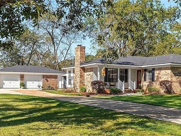 8090 Murray Hill Road, Irvington, AL 36544