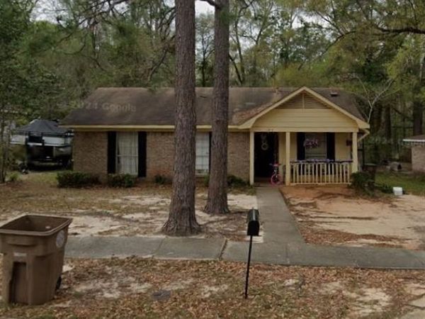1917 Pallister Place W, Mobile, AL 36618