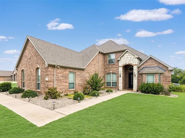 139 Las Colinas Trail, Cross Roads, TX 76227
