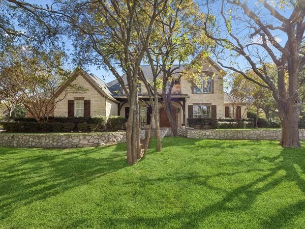 620 Oakmont Court , Fairview, TX 75069