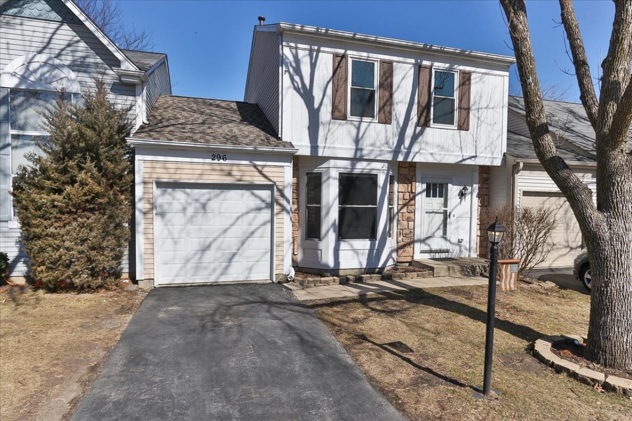 296 W Cherrywood Drive, Palatine, IL 60067 Main Photo