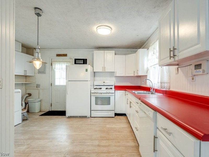 2712 Ridge Avenue SE, Warren, OH 44484 Photo 10