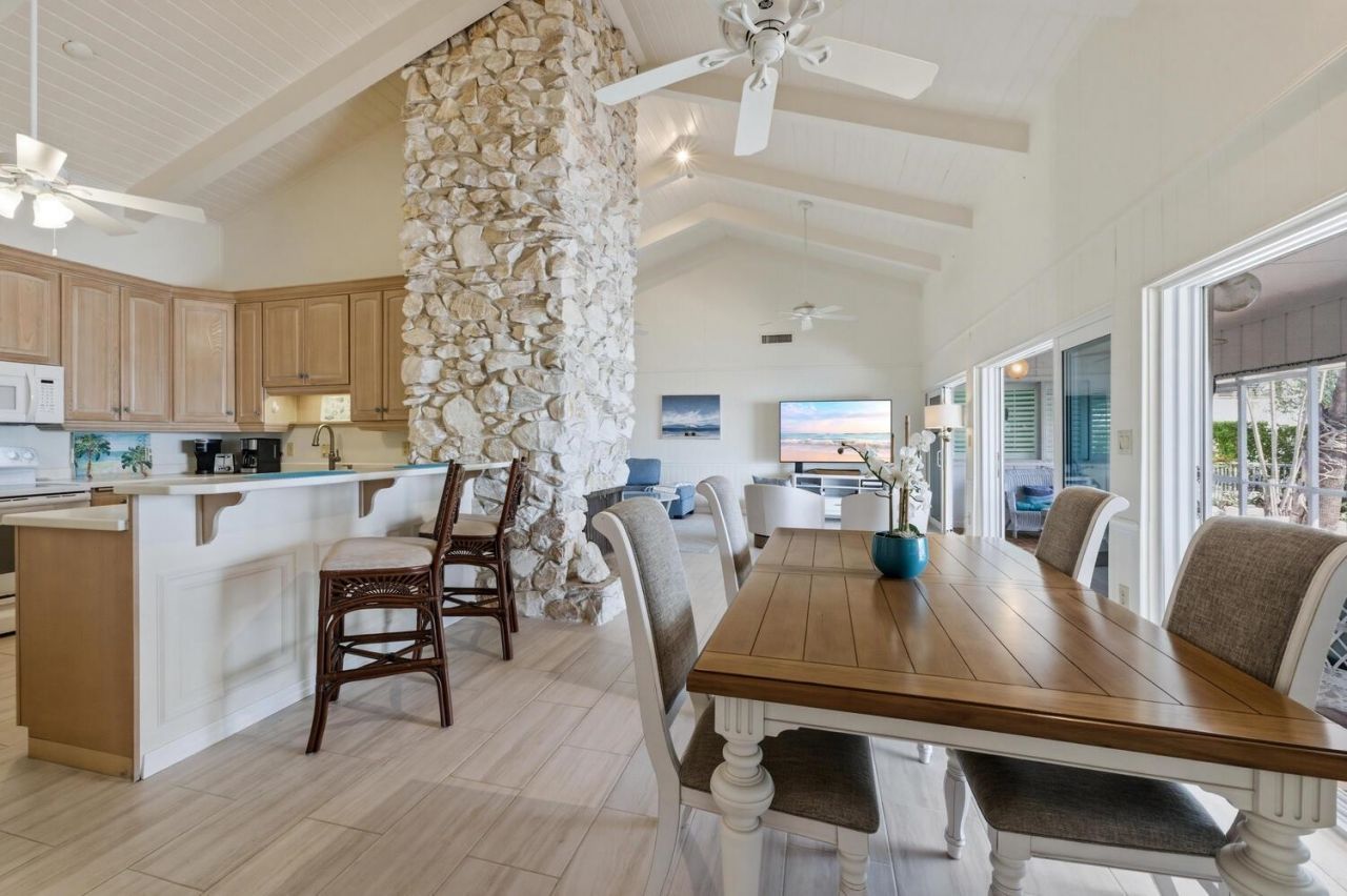 15153 Captiva Dr, Captiva, FL 33924 Photo