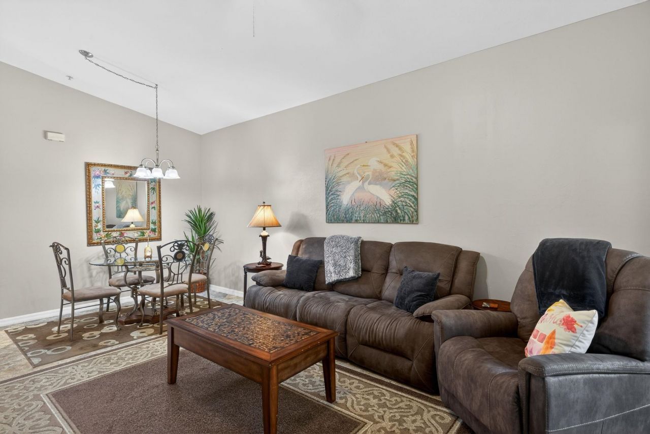 15441 Bellamar Cir, Unit 1123, Fort Myers, FL 33908 Photo
