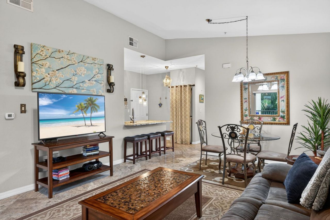 15441 Bellamar Cir, Unit 1123, Fort Myers, FL 33908 Photo