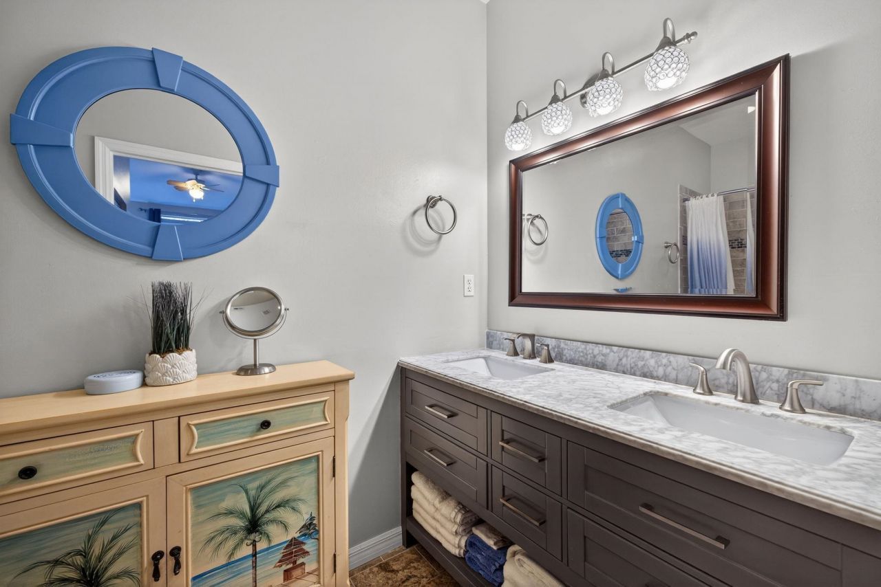 15441 Bellamar Cir, Unit 1123, Fort Myers, FL 33908 Photo