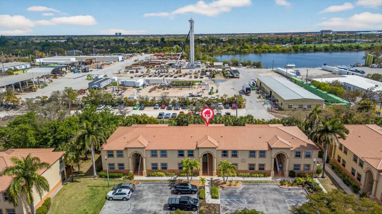 15441 Bellamar Cir, Unit 1123, Fort Myers, FL 33908 Photo