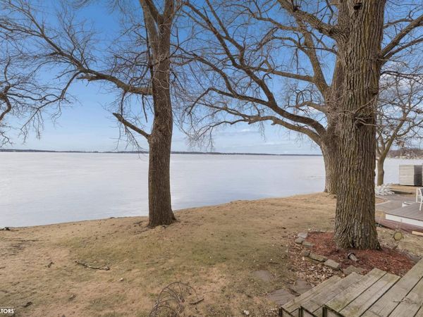 725 N Shore Drive, Clear Lake, IA 50428