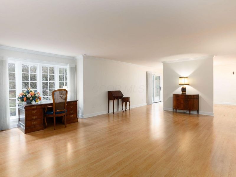 5671 Bastille Place , Columbus, OH 43213 Photo 11