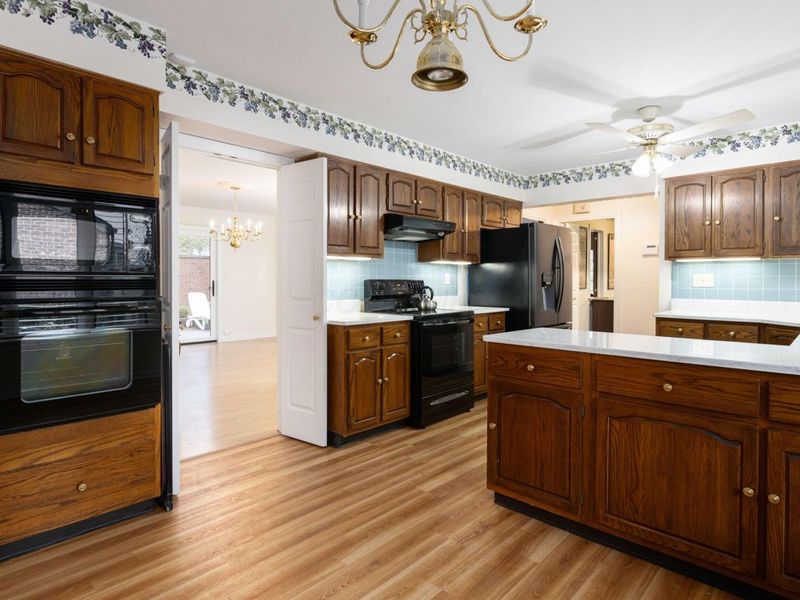 5671 Bastille Place , Columbus, OH 43213 Photo 14