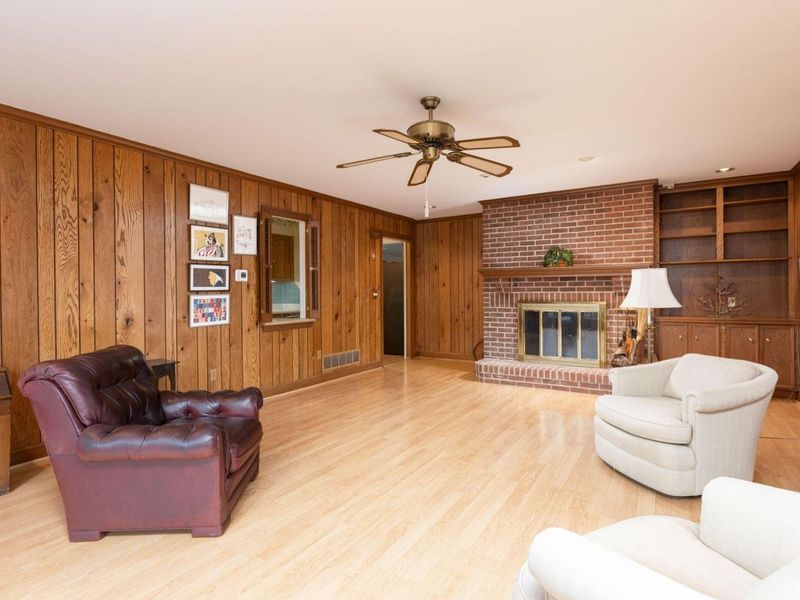 5671 Bastille Place , Columbus, OH 43213 Photo 26