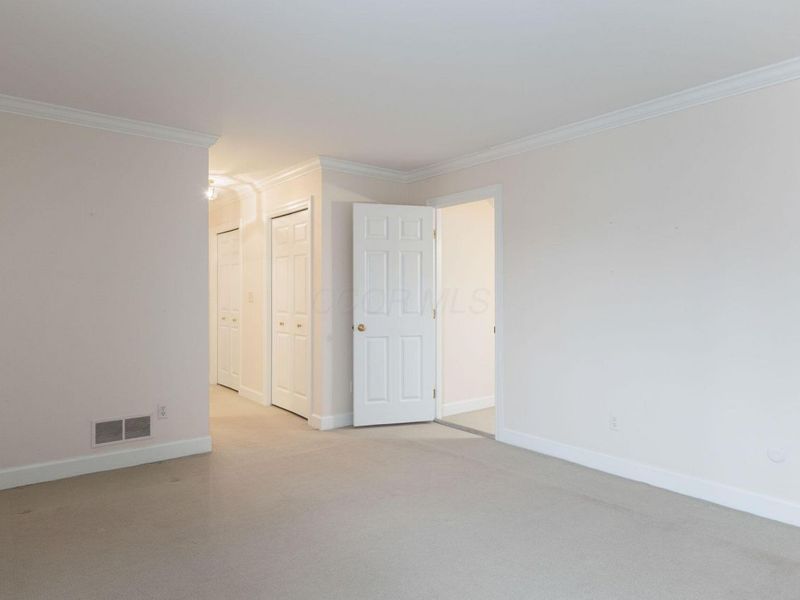 5671 Bastille Place , Columbus, OH 43213 Photo 38