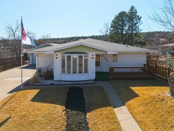 4565 Wentworth Drive, Rapid City, SD 57702