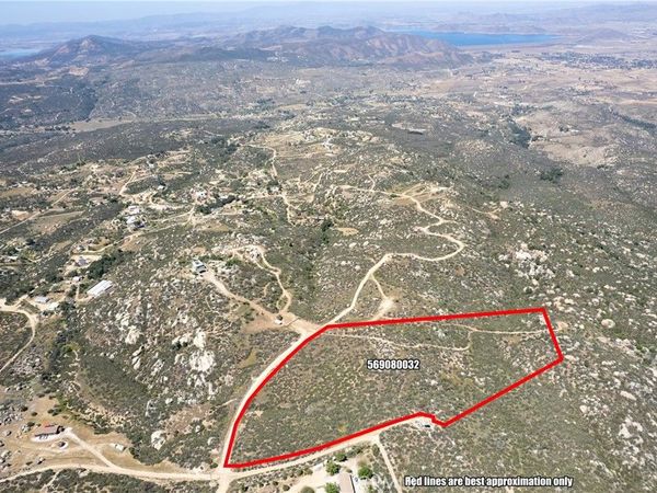 1 Oak Drive , Hemet, CA 92544