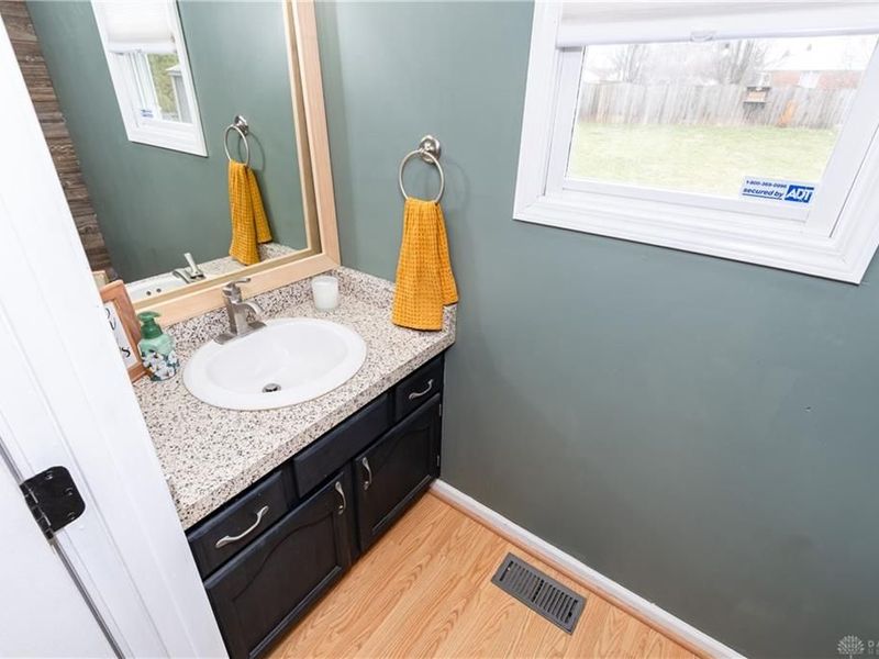 759 Walden Way, Sugarcreek Township, OH 45440 Photo 19