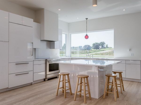 4043 Serenbe Street, Middleton, WI 53562