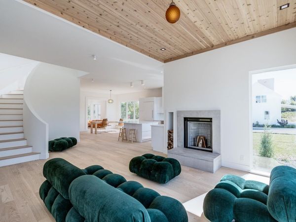 4043 Serenbe Street, Middleton, WI 53562