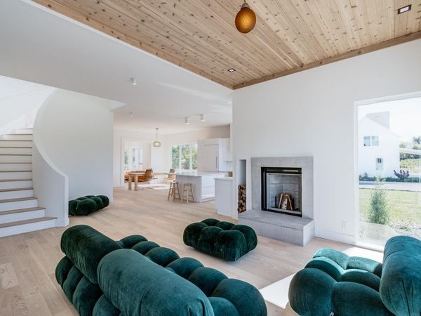 4043 Serenbe Street, Middleton, WI 53562