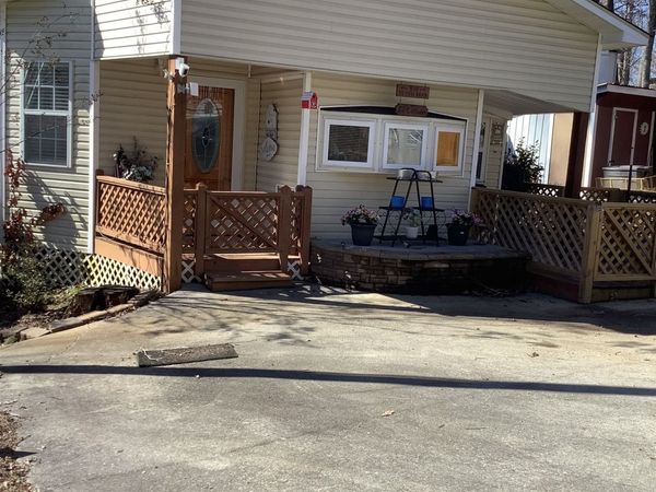 32 Yogi Bear Boulevard, Cleveland, GA 30528