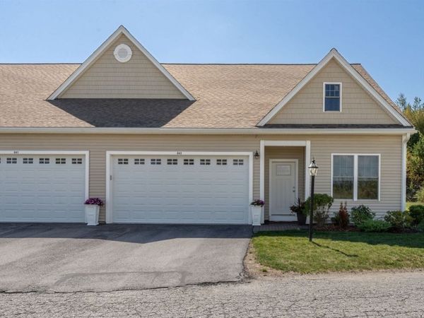 843 Ledgewood Way, Unit 843, Clinton, MA 01510