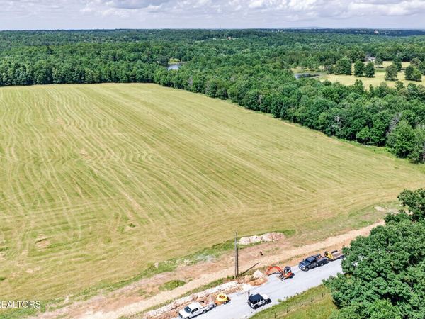 9 Nicholson Drive, Unit 9, Crossville, TN 38572