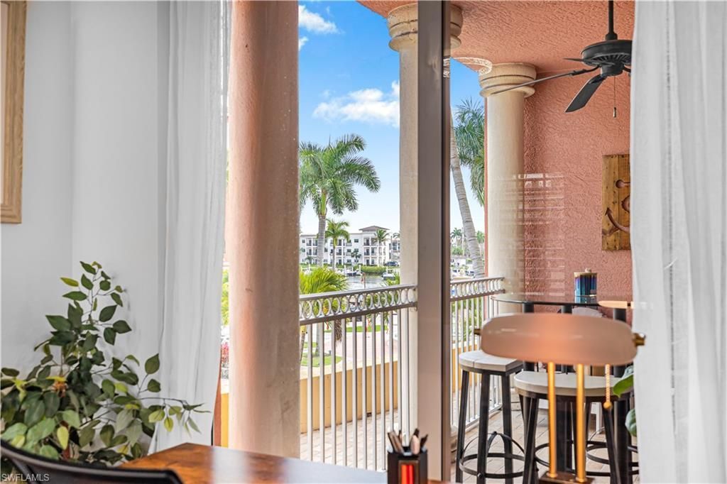 450 Bayfront Pl, Unit 4202, Naples, FL 34102 Photo