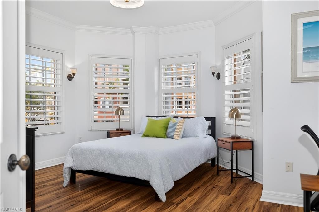 450 Bayfront Pl, Unit 4202, Naples, FL 34102 Photo