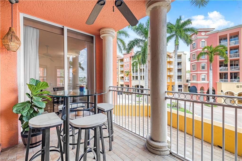 450 Bayfront Pl, Unit 4202, Naples, FL 34102 Photo