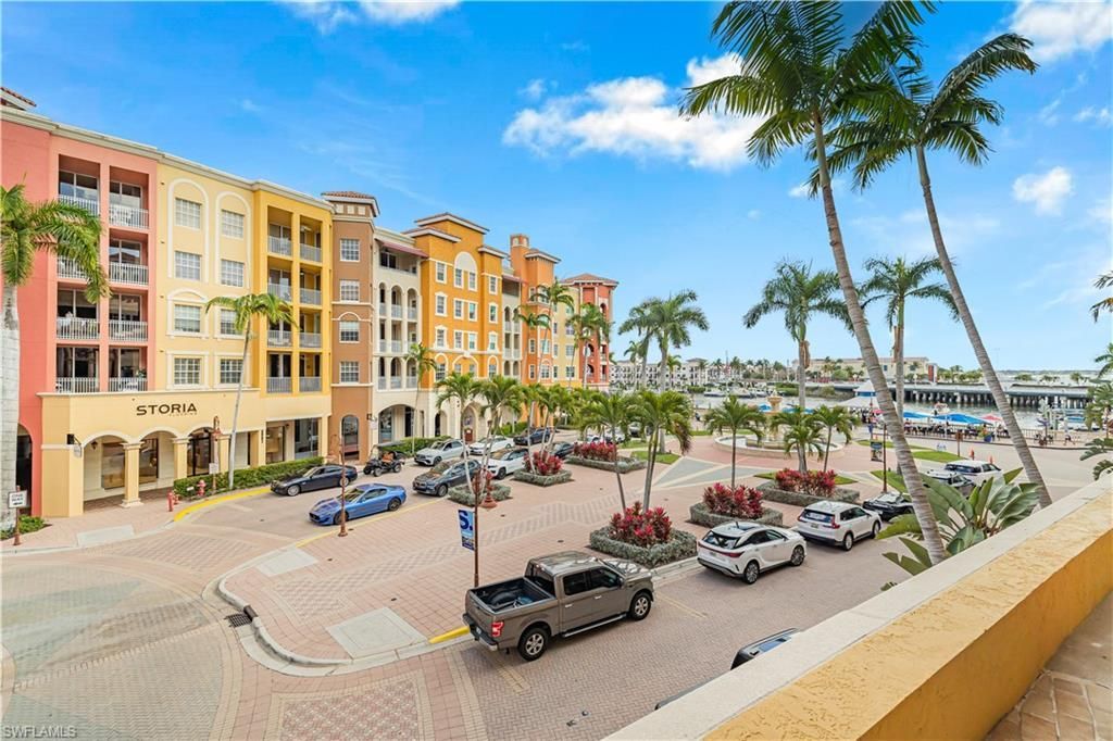 450 Bayfront Pl, Unit 4202, Naples, FL 34102 Photo