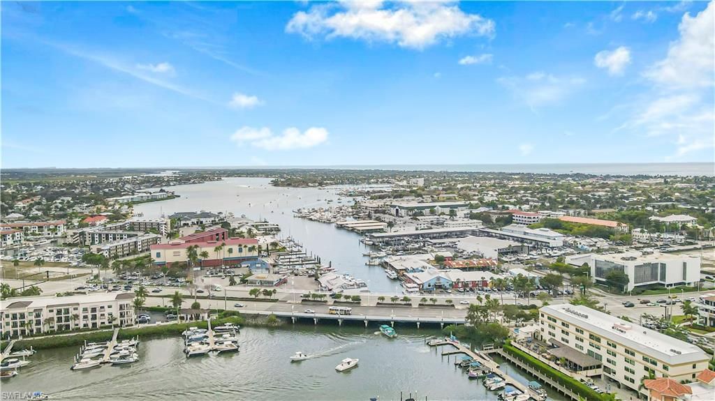 450 Bayfront Pl, Unit 4202, Naples, FL 34102 Photo