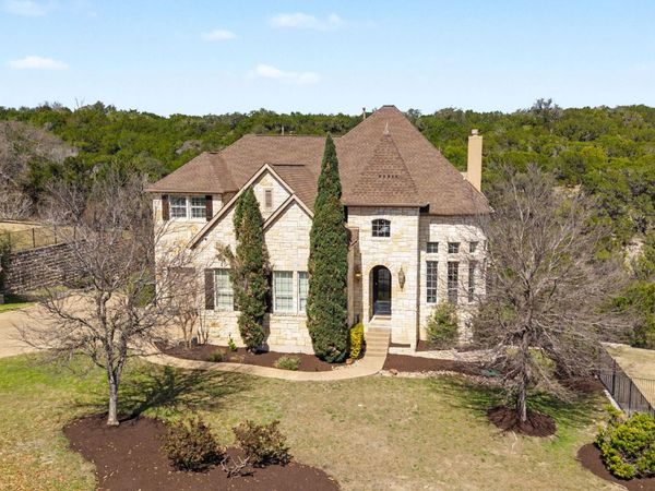 121 Burgess LN, Austin, TX 78738