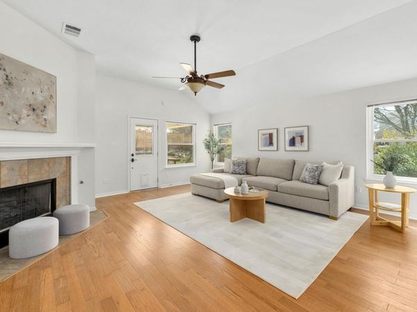 100 Pecanwood S, Kyle, TX 78640