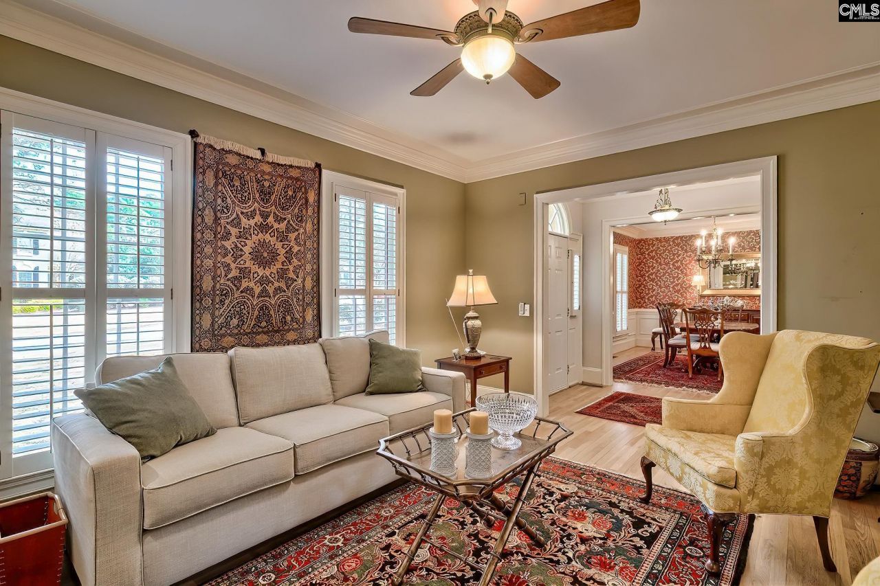 105 Wildewood Club Court Photo 4