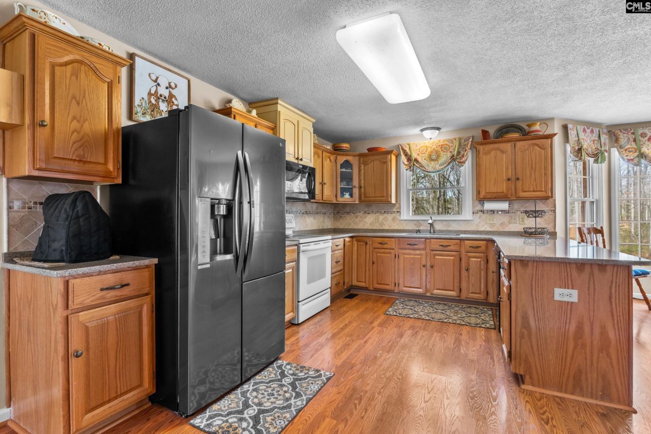 1000 Lakewood Circle Photo 13