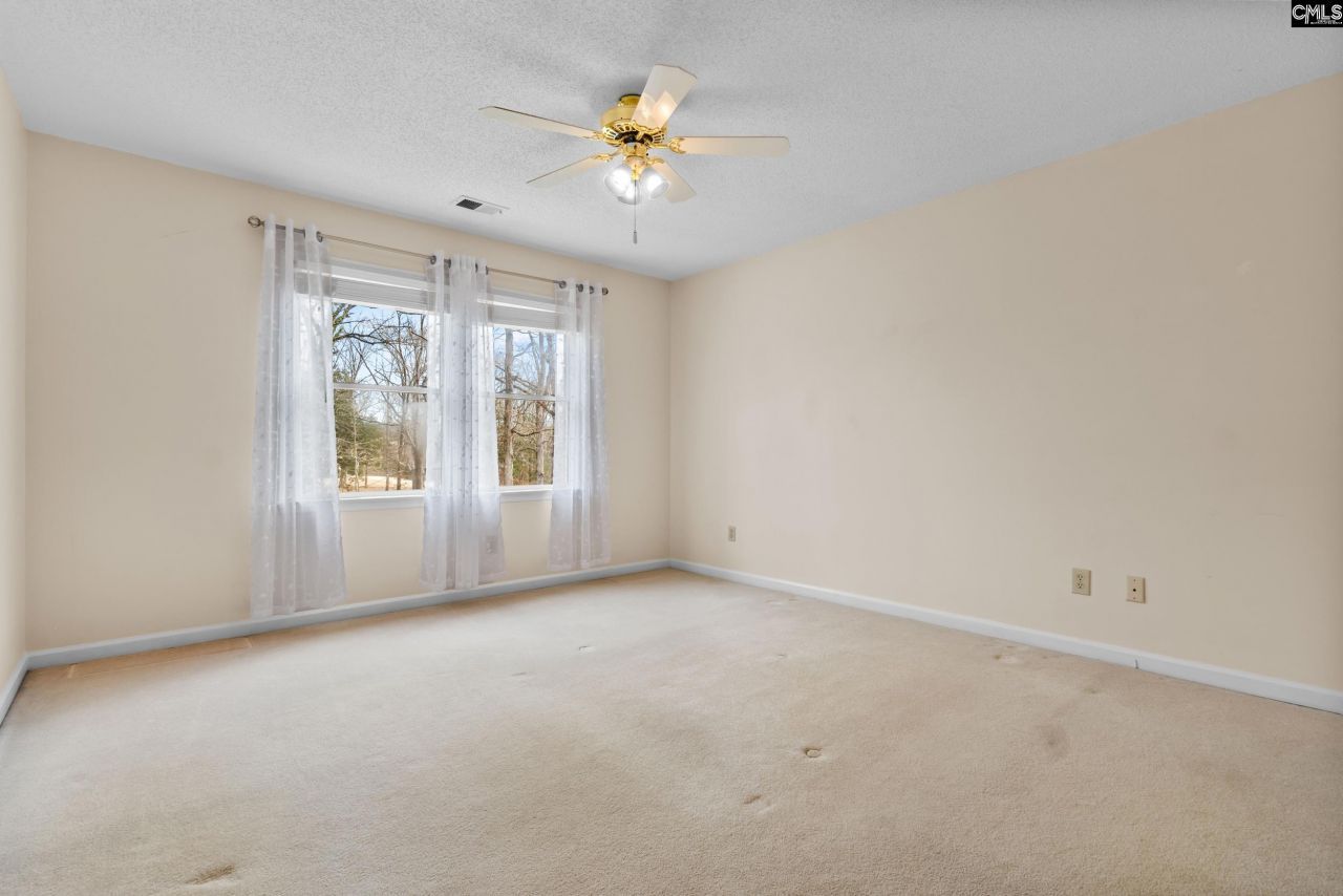 1000 Lakewood Circle Photo 29