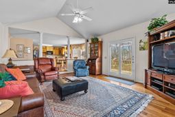 1000 Lakewood Circle photo 4