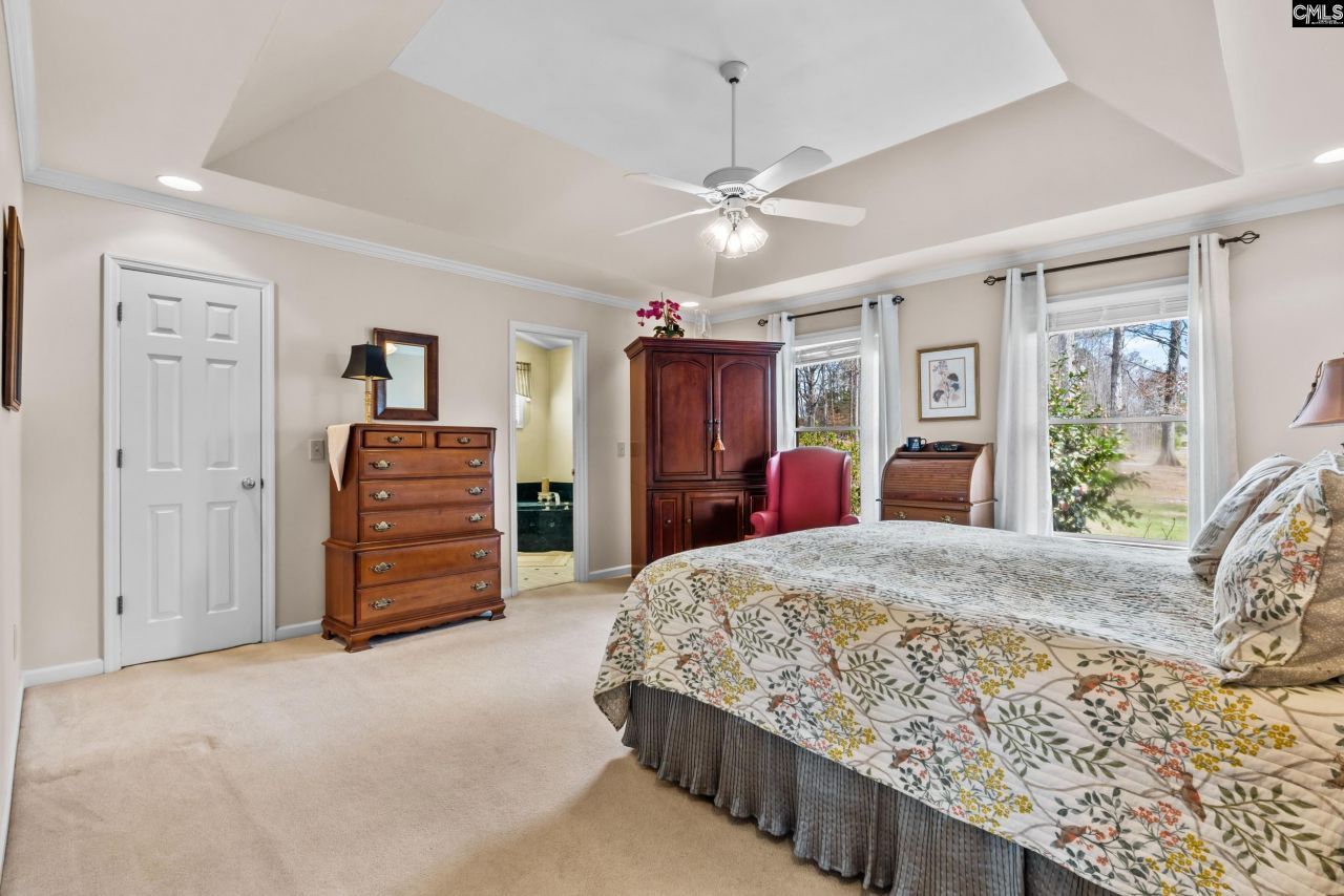 1000 Lakewood Circle Photo 4