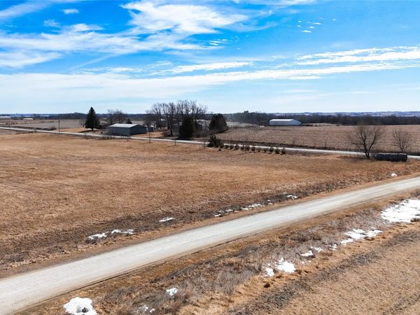 000 Happy Trail , Prole, IA 50229